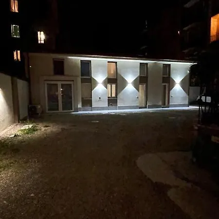 Relais Sacro Cuore Konukevi Bolonya